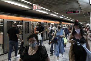 Η συγκοινωνιακή "εκδίκηση" του Πειραιά με Μετρό, τραμ, ηλεκτρικό και προαστιακό