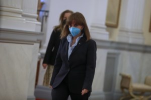 Ημέρα Μνήμης για τα θύματα του Ολοκαυτώματος: "Δεν ξεχνάμε" - Η ανάρτηση του πρωθυπουργού