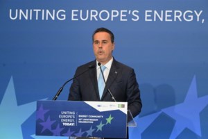 Στουρνάρας για αυξήσεις μισθών: "Ναι, αλλά όσο το επιτρέπει η παραγωγικότητα - Ολα θέλουν ρέγουλα"