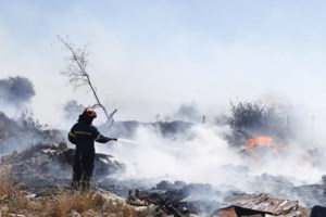 Απίστευτο: Έκανε και παράπονα στον Δήμο για ακαθάριστα οικόπεδα ο 66χρονος εμπρηστής στη Βάρη...