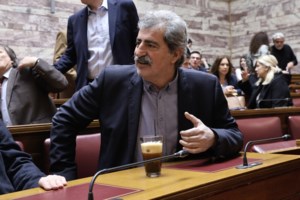 Η πρωτοσέλιδη απάντηση της "Καθημερινής" και το σχόλιο του σκιτσογράφου Μακρή στις χυδαιότητες Πολάκη - εικόνα 3