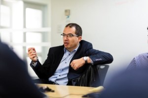 Η Κομισιόν υπέγραψε σύμβαση με την CureVac για την αγορά εμβολίων για τον κορονοϊό