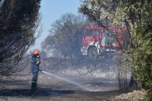 Σε "red code" και την Κυριακή Αττική, Βοιωτία και Εύβοια: Ο εφιάλτης της φωτιάς παραμονεύει