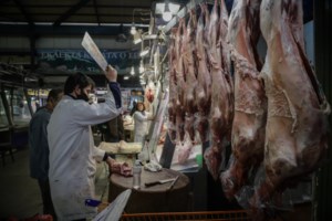 Φτιάξτε κοκορέτσι παραδοσιακό - Ο ιδανικός μεζές για το τραπέζι το Πάσχα - εικόνα 2