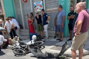 Φάρσαλα: Οδηγός σε έξαλλη κατάσταση έριξε το ΙΧ του ξανά και ξανά πάνω σε περιπολικό