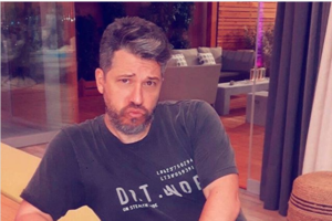 Κάρμεν Ρουγγέρη: 49χρονη έστησε απάτη - Πόσα χρήματα ζητούσε από νέους ηθοποιούς για δήθεν παράστασή της - εικόνα 2