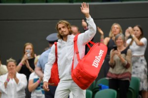 Στέφανος Τσιτσιπάς: Πρόστιμο 3.000 δολαρίων για παράπτωμα στο τελευταίο του ματς