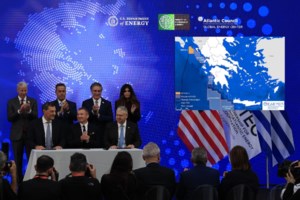 Κυκλοφοριακό χάος στο κέντρο της Αθήνας: Δύο συλλαλητήρια και Σύνοδος στο Ζάππειο [εικόνες-βίντεο] - εικόνα 8