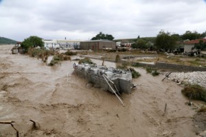 Κακοκαιρία Daniel: Μαρουσάκης και Κολυδάς προειδοποιούν για την Αττική - "Θα πέσει πολύ νερό, προσοχή τις επόμενες ώρες"