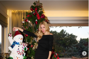 Το "τρελό" ποσό που κερδίζει κάθε χρόνο η Μαράια Κάρεϊ από το "All I Want For Christmas Is You"