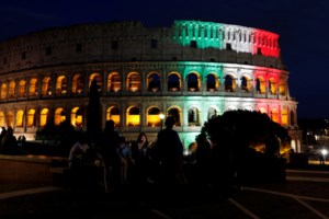 La Stampa: Η Ρώμη θέλει ελληνικό καλοκαίρι, αλλά η Αθήνα είναι μουδιασμένη
