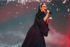 Eurovision 2025:  "Να είστε ο εαυτός σας..." - Το συγκινητικό τηλεφώνημα της Νάνας Μούσχουρη στην Κλαυδία πριν τον ημιτελικό - εικόνα 2