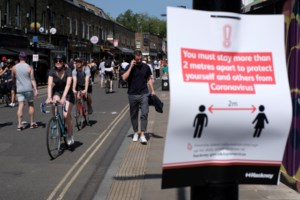 Μέσα μεταφοράς: Πυκνώνουν τα δρομολόγια από Δευτέρα - Υποχρεωτική η χρήση μάσκας