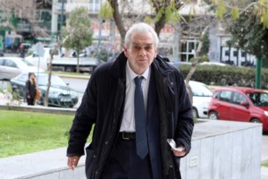 Επιμένει ο Παπαγγελόπουλος στην απολογία του: Η Novartis είναι το μεγαλύτερο σκάνδαλο - Δωροδοκήθηκαν τρεις πολιτικοί