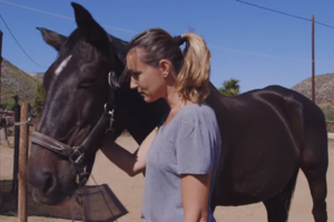 Σάκης Ρουβάς: Παθιασμένο φιλί για χρόνια πολλά στην Κάτια Ζυγούλη - Full in love [Εικόνα] - εικόνα 2