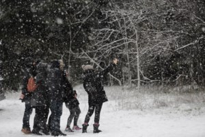 Σε εξέλιξη η κακοκαιρία "Διομήδης": Βροχές, καταιγίδες και πυκνές χιονοπτώσεις θα σαρώσουν τη χώρα - Χιόνια και στην Αττική