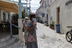 Κορονοϊός - Συναγερμός στη Χαλκιδική: 50 κρούσματα σε μεγάλο εργοστάσιο τροφίμων - εικόνα 2