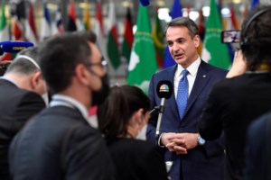 Δήλωση "φωτιά" Μπάιντεν για Ουκρανία: Φαίνεται ότι ετοιμάζονται να εισβάλουν - Ο Πούτιν απέλασε αναπληρωτή πρέσβη των ΗΠΑ - εικόνα 2