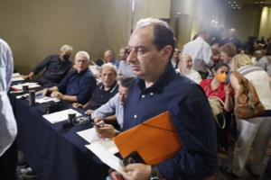 Γεωργιάδης κατά Κασσελάκη: Μου κάνει κριτική ενώ κάνει διακοπές στη Μύκονο, με απλήρωτους τους εργαζομένούς του