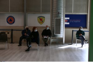 Εμβολιασμοί: Έρχεται η σειρά των 50άρηδων - Μέσα στον Ιούνιο εμβολιάζονται και οι ηλικίες μέχρι 40 ετών