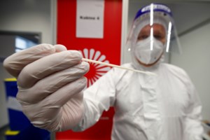 Κορονοϊός- Εξελίξεις: Το εμβόλιο της AstraZeneca θα εγκριθεί αμέσως μετά τα Χριστούγεννα