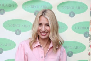 Μαρία Ηλιάκη: Το χιουμοριστικό βίντεο για τα γενέθλιά της - "Φαίνομαι εγώ για τόσο;"