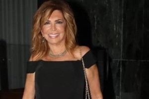 Η Κιάρα Φεράνι στην Αθήνα: Ποιοι Ελληνες επώνυμοι πήγαν στο δείπνο της - Η αδιαθεσία που την ταλαιπωρεί - εικόνα 7