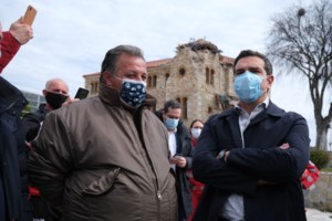 Σεισμός στην Ελασσόνα: 898 σπίτια μη κατοικήσιμα - Τι έδειξαν οι αυτοψίες σε σχολεία, εκκλησίες, μαγαζιά - εικόνα 2