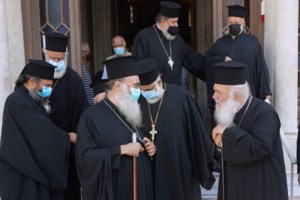 Νέα καρφιά Βενιζέλου: Διστακτικά, αβέβαια και αντιφατικά τα νέα μέτρα - Αδιανόητο αυτό που έγινε με την Εκκλησία
