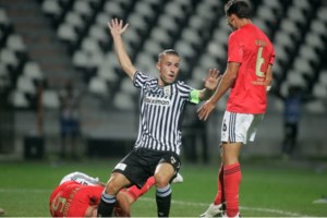 Απίστευτο: Βουλευτής της ΝΔ ζητά την παράταση ωραρίου των καταστημάτων το βράδυ λόγω ΠΑΟΚ