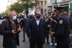 Πολυτεχνείο: Καταγγελίες για αστυνομική βία σε Πετράλωνα, Σεπόλια, Εξάρχεια - Μπαράζ προσαγωγών - εικόνα 5