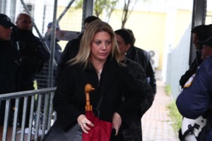 Τέμπη: Συνεχίζεται σήμερα η δίκη με τη διαδικασία των νομιμοποιήσεων και εν μέσω εντάσεων - εικόνα 2