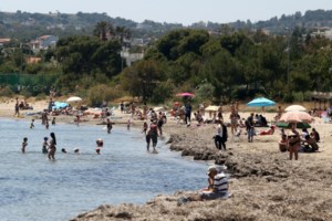 Από Δευτέρα 18 Μαίου ξεκινούν οι εσωτερικές πτήσεις - Με αυστηρά "μέτρα Τσιόδρα" και σε πλοία, ΚΤΕΛ και τρένα