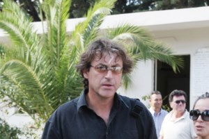 Αίας Μανθόπουλος - Η συγκίνηση της Λήδας για τον πατέρα της: "Πολλές φορές τον νιώθω δίπλα μου"