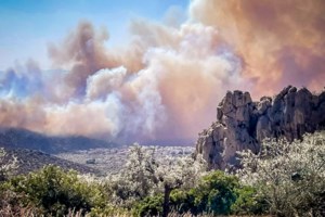 Λαγονήσι: Διασωληνωμένος ο 48χρονος που προσπαθούσε να σώσει τον 8χρονο γιο του από πνιγμό