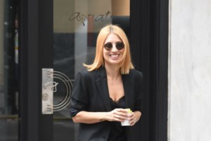 Αδελφική αγάπη: Η Τζένη Μπαλατσινού φωτογραφίζει τις κόρες της, Αμαλία και Αλεξάνδρα - εικόνα 6