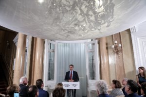 Μενδώνη: Οι 161 κυκλαδικές αρχαιότητες της συλλογής Stern θα επιστρέψουν στην Ελλάδα - εικόνα 2