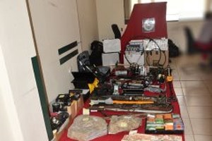 Κύκλωμα πλαστών διαβατηρίων: "Χρυσές" μπίζνες με παραχαρακτήριο στην Αθήνα - εικόνα 4