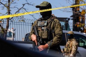 Τραμπ για Ιράν: Πρέπει να κάνουμε μια συμφωνία, αλλιώς τα πράγματα θα γίνουν πολύ τραυματικά - εικόνα 2