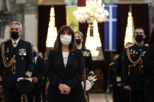 Σακελλαροπούλου: Η ιστορία των Εβραίων της Θεσσαλονίκης μας γεμίζει θαυμασμό και κεντρίζει τη συνείδηση μας [Εικόνες] - εικόνα 2