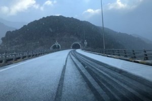 Έρχεται η κακοκαιρία "Barbara" την Κυριακή: Έκτακτο δελτίο επιδείνωσης καιρού με χιόνια στην Αθήνα