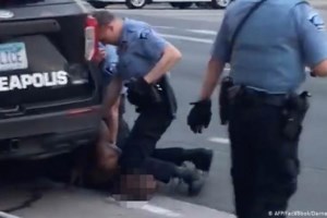 ΗΠΑ: Επιτροπή προτείνει να δοθεί χάρη μετά θάνατον στον Τζορτζ Φλόιντ για μια καταδίκη του 2004