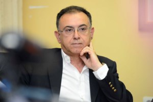 Ο κορονοϊός δεν κάνει διακρίσεις; Πολιτικοί, καλλιτέχνες, αθλητές που "χτυπήθηκαν" από τον ιό