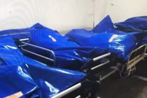 Απίστευτο: Έστησαν "κορονο-πανηγύρι" στο Βελεστίνο με ψητά, κλαρίνα και live στο Facebook [Βίντεο]