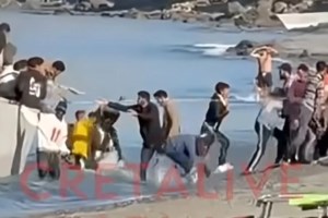 Δραματική κατάσταση στην Κρήτη: Πάνω από 1.200 μετανάστες το τελευταίο 48ωρο - Δεν υπάρχουν χώροι φιλοξενίας [εικόνες - βίντεο] - εικόνα 6