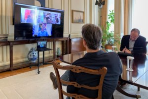 "Πυρετός" συσκέψεων: Πώς θα γίνει η άρση των μέτρων - Το "αγκάθι" των σχολείων - εικόνα 2