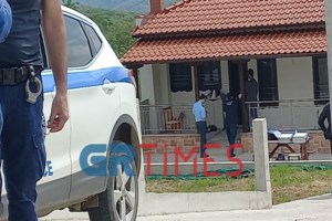 Γυναικοκτονία στη Χαλκιδική: Στην αγκαλιά της μητέρας του βρέθηκε ο 8χρονος -  Σκάγια σε όλο το σώμα του
