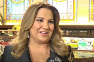 Δέσποινα Μοιραράκη: "Θα ήθελα ο ναύαρχος να δει τη σημερινή μου εικόνα" - Τον Οκτώβριο θα δωρίσει τα ρούχα της