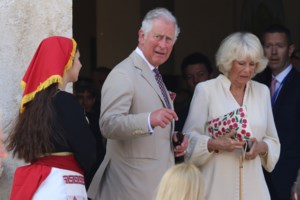 25η Μαρτίου: Ο Μπακογιάννης θα τιμήσει τον πρίγκηπα Κάρολο με το Χρυσό Μετάλλιο Αξίας της Πόλεως