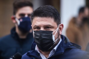 Η κακοκαιρία "Μήδεια" επηρεάζει και την πανδημία κορονοϊού: Φόβοι για αύξηση των κρουσμάτων λόγω εγκλεισμού - εικόνα 2